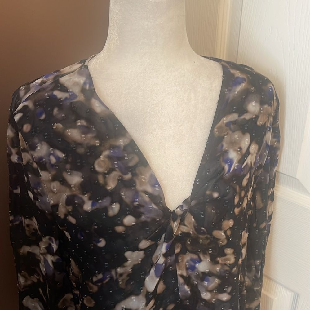 Boss Bidinta Twist Front Shirt Size 6 NWOT - Picture 2 of 9